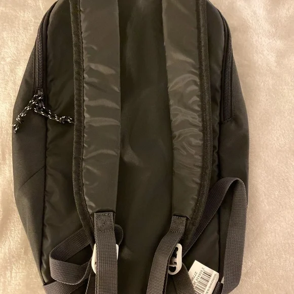 💙 Quechua Black Backpack - Picture 11 of 15